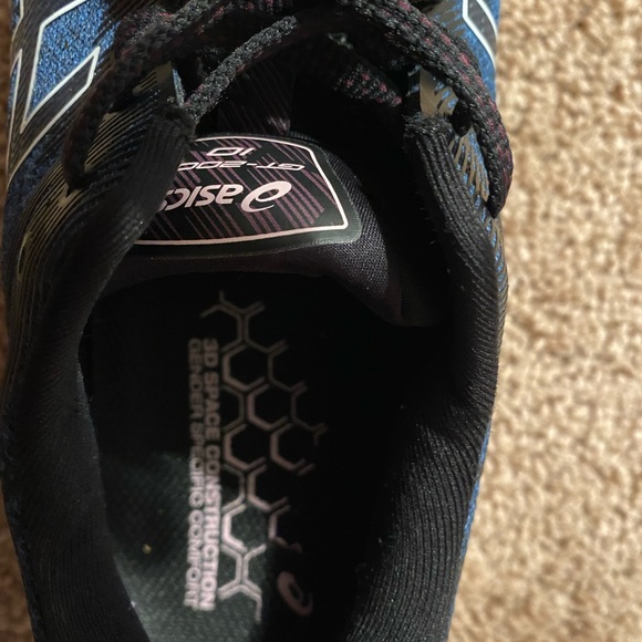 ASICS GT almost new size 8.5 - Picture 6 of 6